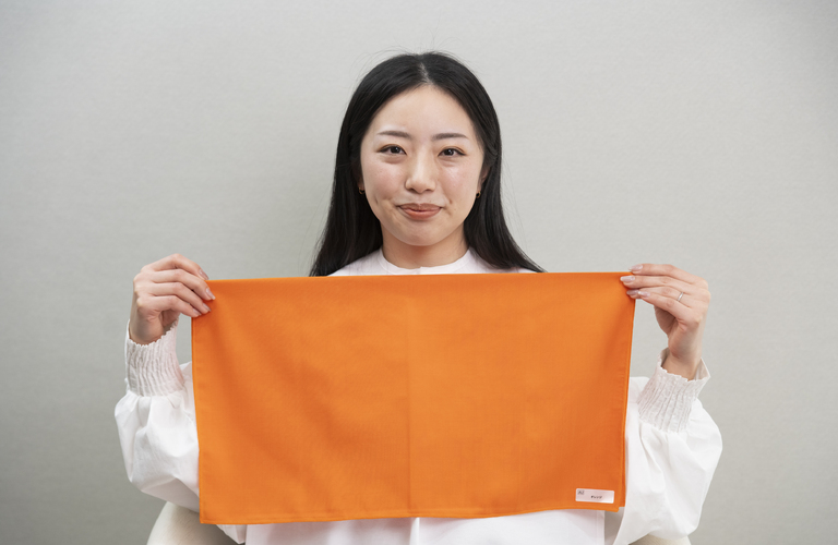 あなたにぴったりな色を見つけて、魅力を引き出そう！