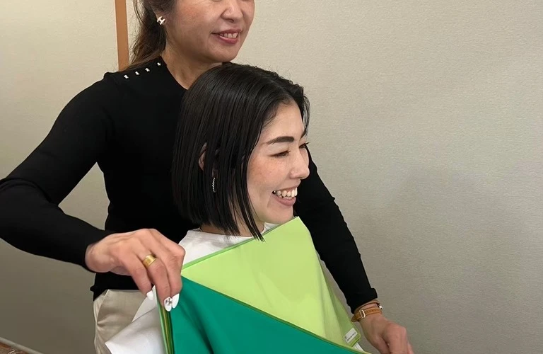 あなたに似合う色を見つけて、魅力を引き出すトータルアドバイス